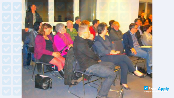 Berlin University for Professional Studies photo #8