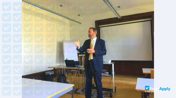 Touro College Berlin photo #3