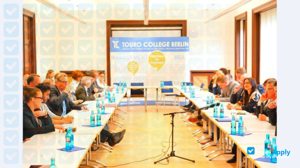 Touro College Berlin photo #5