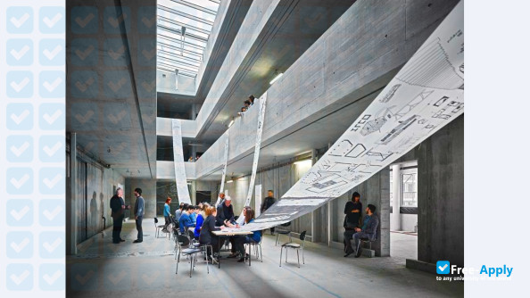 Photo de l’Stuttgart University of Applied Sciences #15