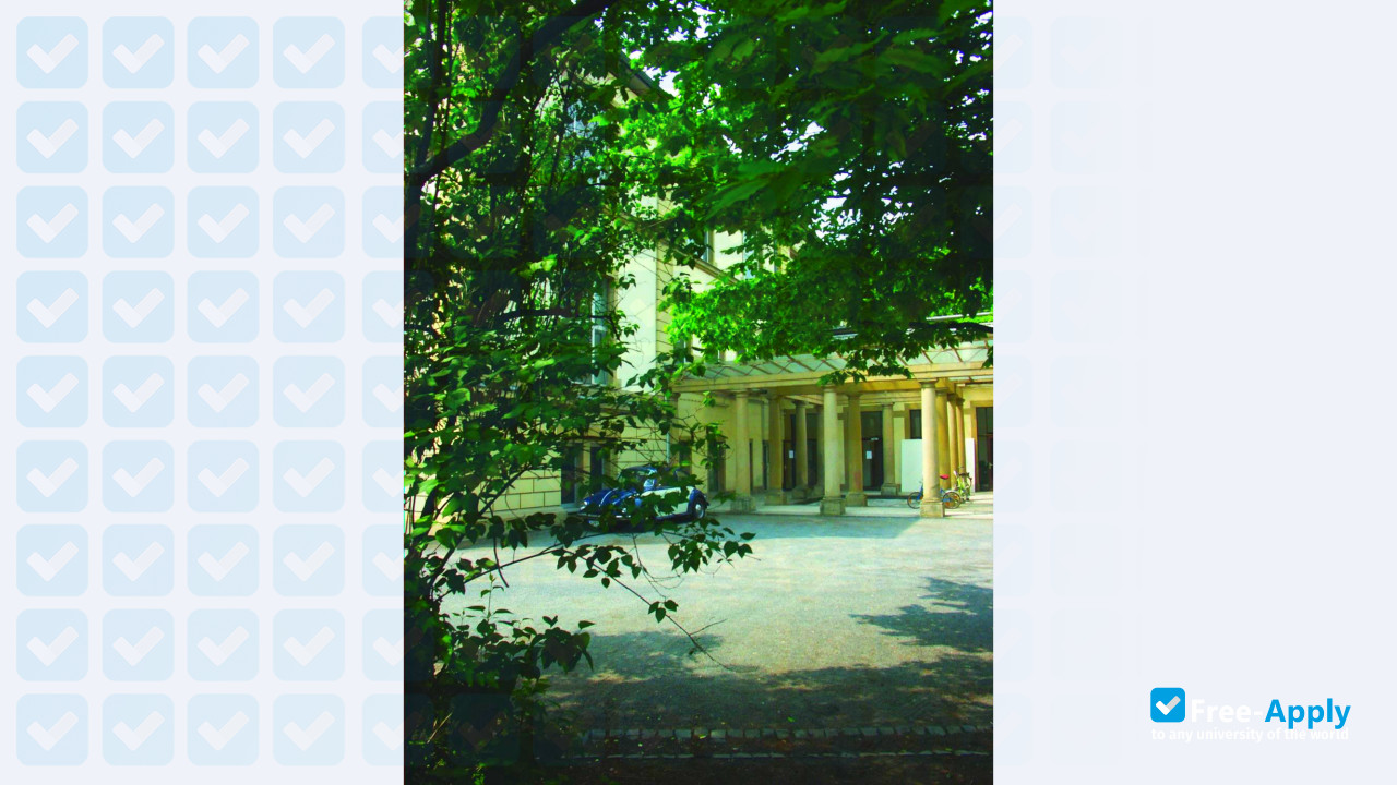 Photo de l’State College of Fine Arts Städelschule #4