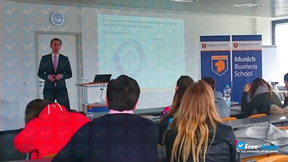 Photo de l’Munich Business School #9