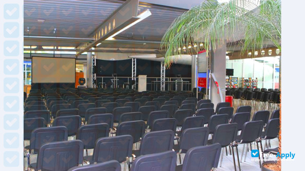 Foto de la Stuttgart Media University #6