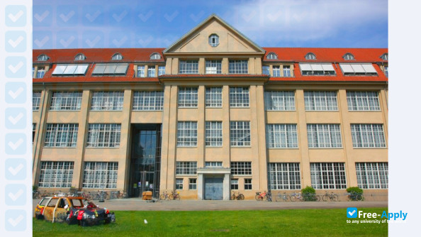 Karlsruhe University of Arts and Design photo