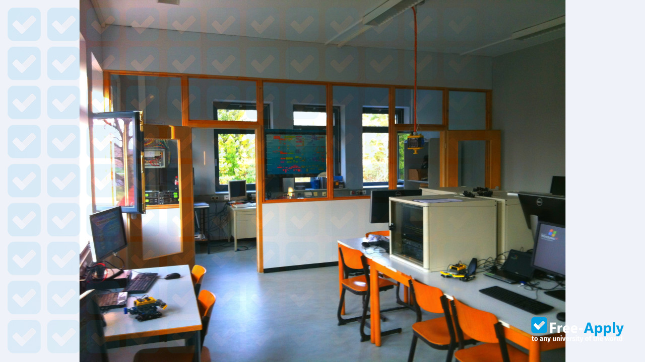 Ostfalia University of Applied Sciences фотография №10