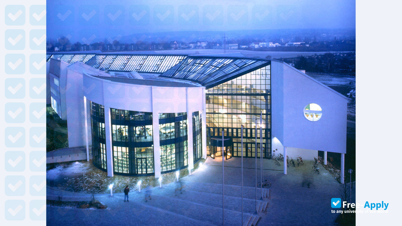 Witten/Herdecke University photo #9