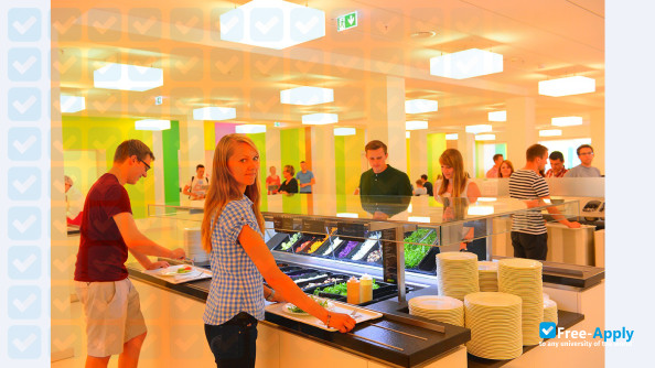 Foto de la Heilbronn University #11