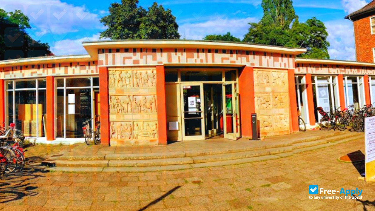 Foto de la Berlin Weissensee School of Art #4