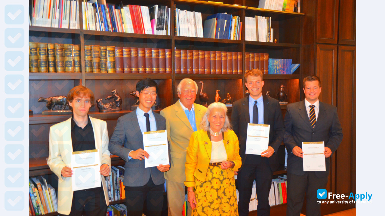 Frankfurt Institute for Advanced Studies photo #4