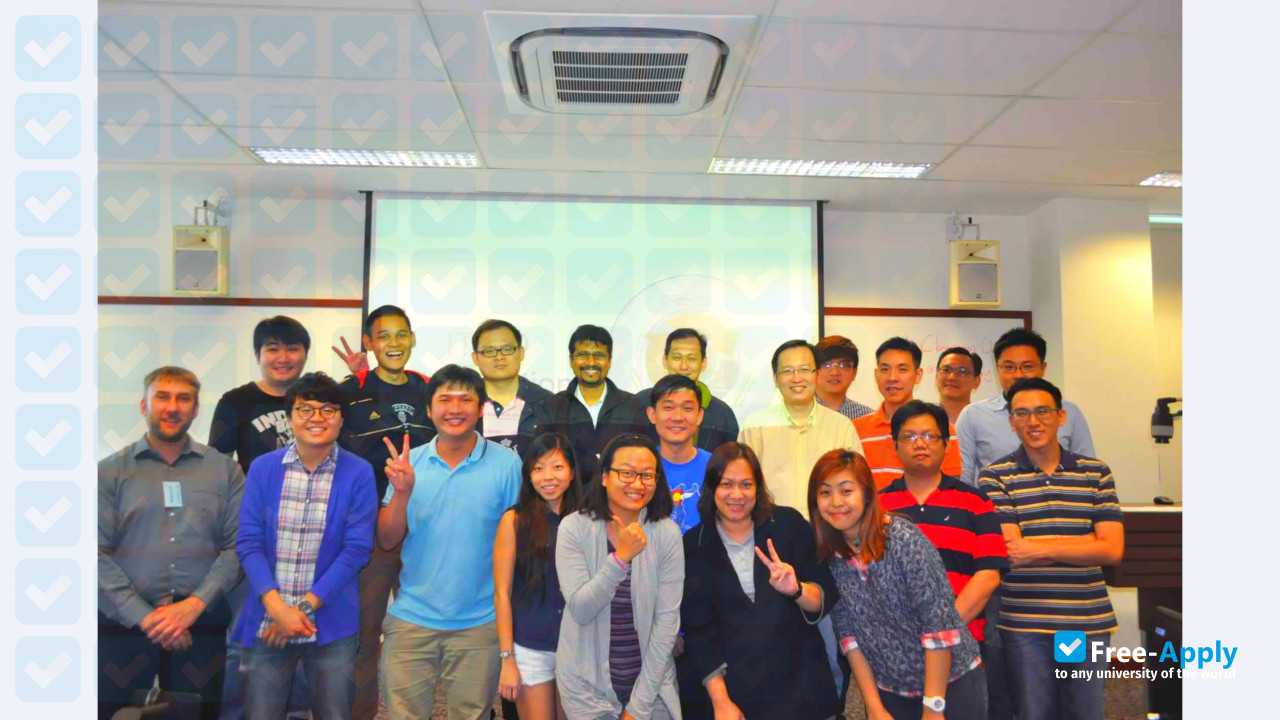 Photo de l’ISS International Business School of Service Management #4