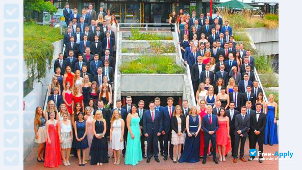 Foto de la Weserbergland University of Applied Sciences #9