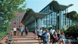 Kiel University of Applied Sciences vignette #12
