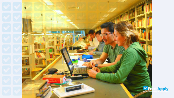 Schwetzingen University of Applied Sciences фотография №3