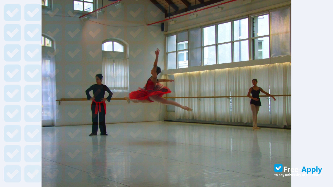 Photo de l’University of Music and Theater Munich #2