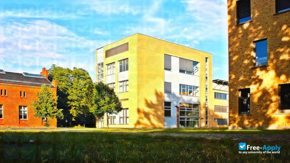 Foto de la Technical University of Brandenburg #1