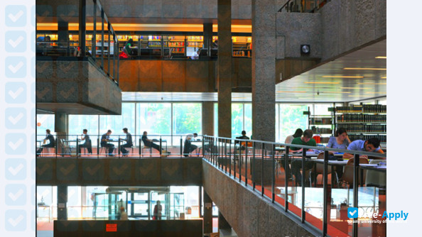 Braunschweig University of Technology photo #7