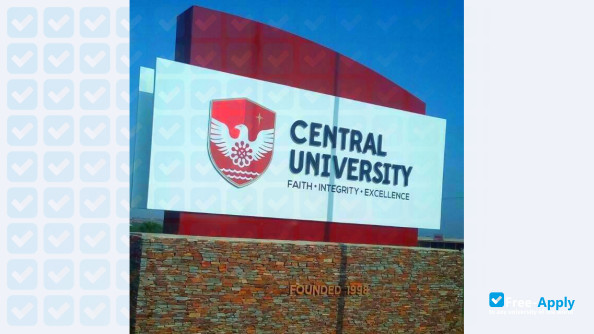 Foto de la Central University College