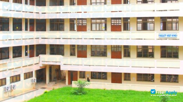 Methodist University College