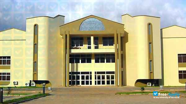 University of Mines and Technology photo #2