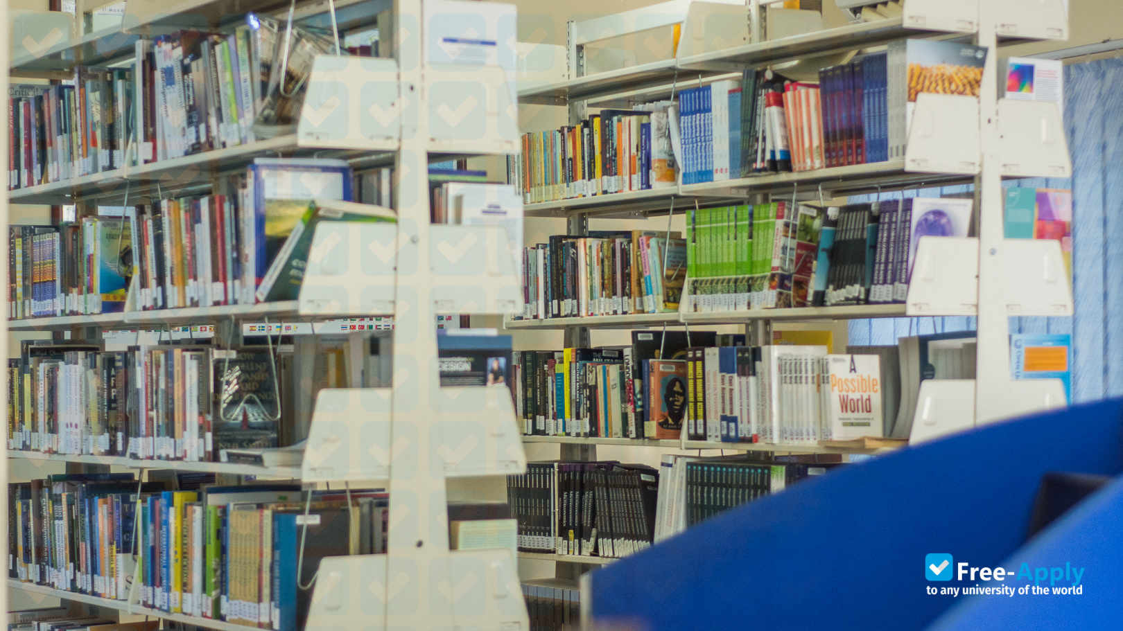 Foto de la Webster University Ghana Campus #5