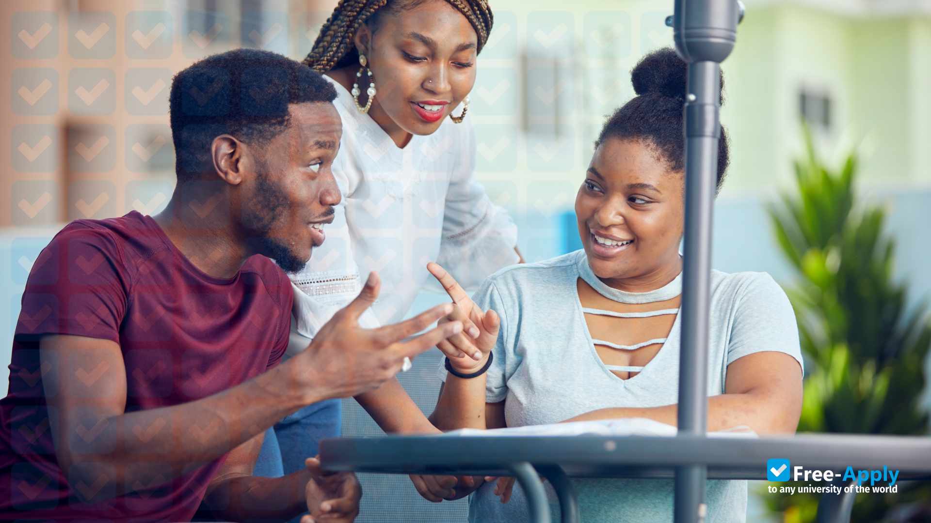 Foto de la Webster University Ghana Campus #16