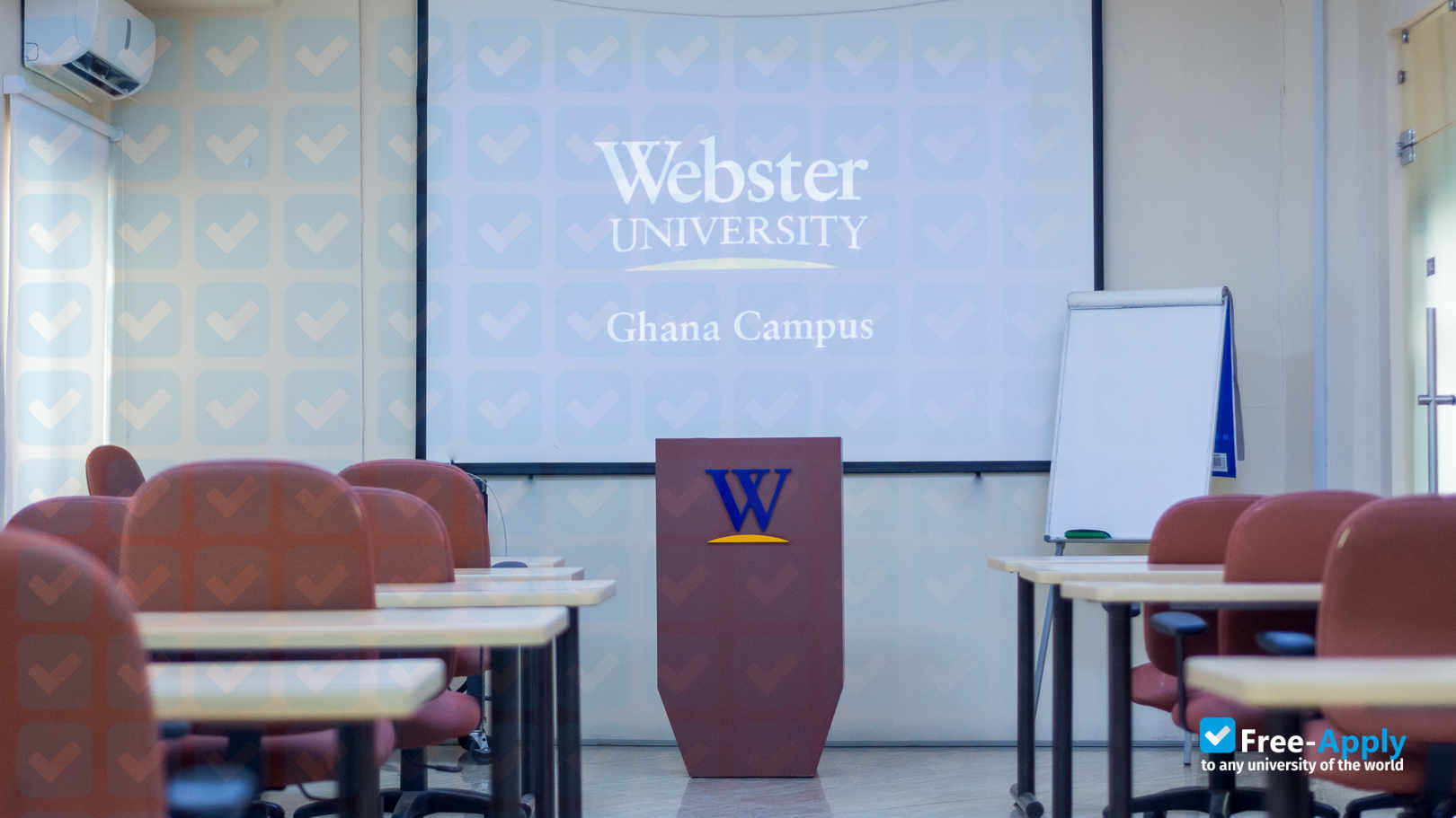 Foto de la Webster University Ghana Campus #6