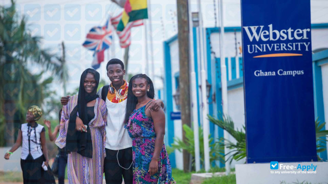 Foto de la Webster University Ghana Campus #13