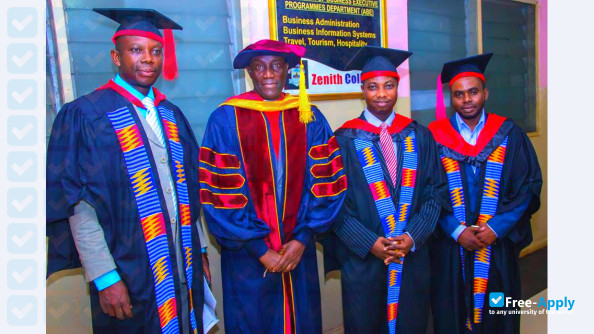 Foto de la Zenith University College