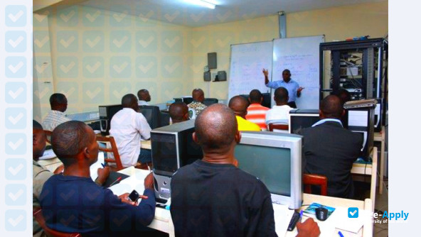 Photo de l’Regional Maritime University #3