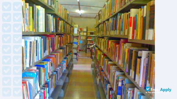 Foto de la Spiritan University College #6