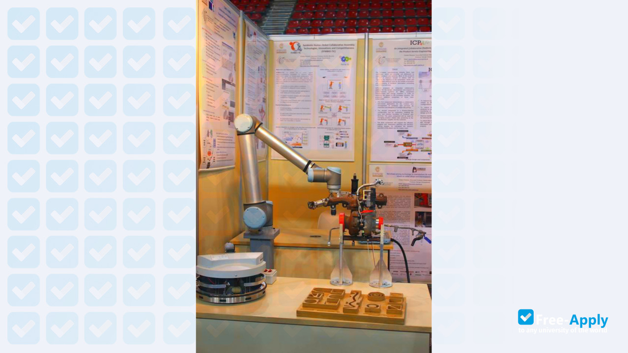 Hellenic Open University photo #22