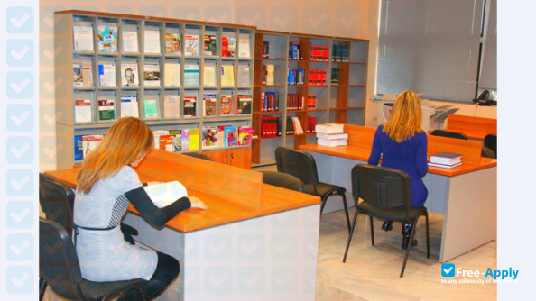 Photo de l’International Hellenic University #11