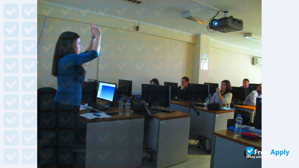Photo de l’International Hellenic University #4