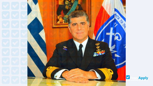 Foto de la Hellenic Naval Academy #2