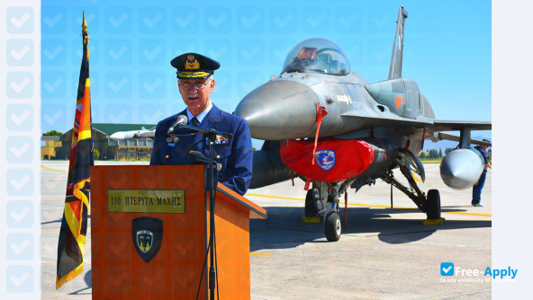 Photo de l’Hellenic Air Force Administrative NCO Academy #10