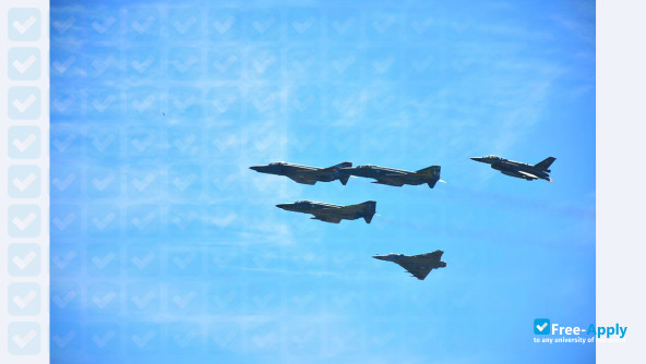 Photo de l’Hellenic Air Force Administrative NCO Academy #8