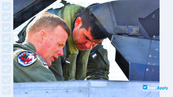 Photo de l’Hellenic Air Force Administrative NCO Academy #3