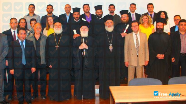Foto de la Ecclesiastical Academy of Crete #4