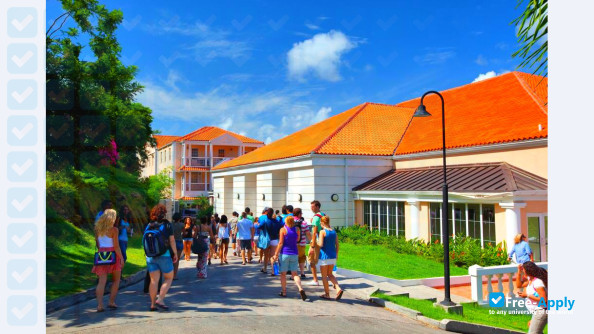 Foto de la St. George's University in Grenada #2