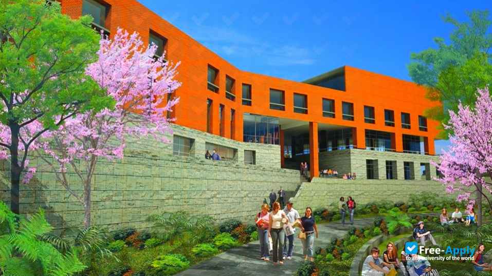 Foto de la University of Istmo (UNIS) #2
