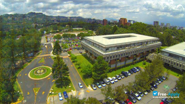 Foto de la Rafael Landivar University (URL) #10