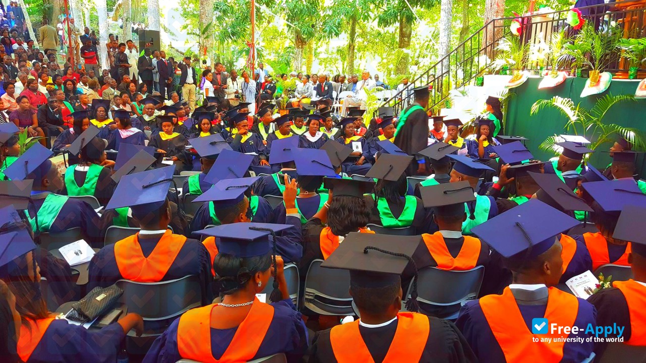 Photo de l’Christian University of North Haiti #7