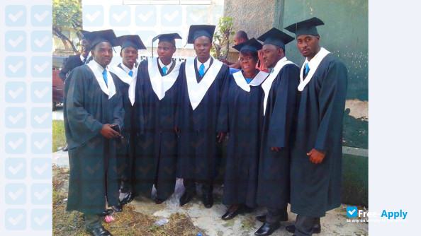 American University of Modern Science of Haiti photo #9