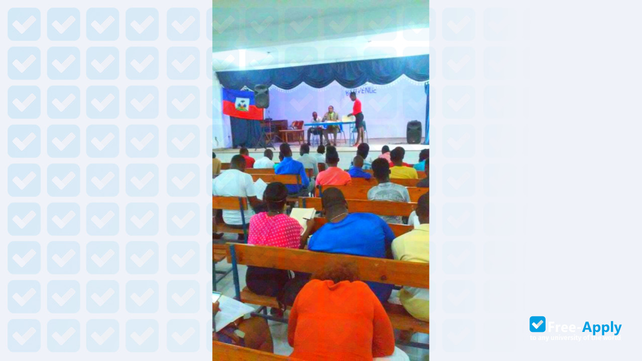 Photo de l’Atlantic University of Haiti #7