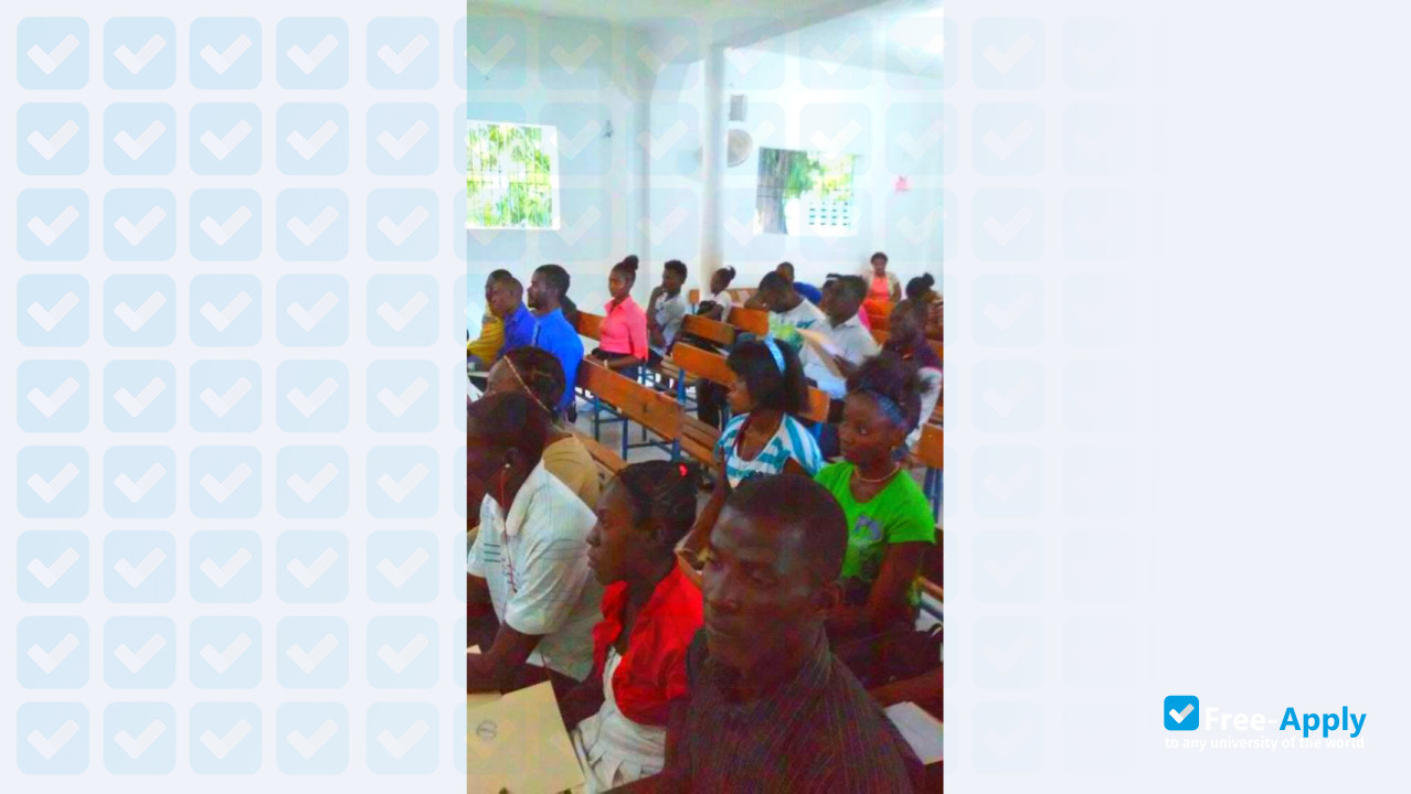Photo de l’Atlantic University of Haiti #4