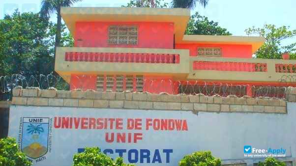 Foto de la University of Fondwa #6