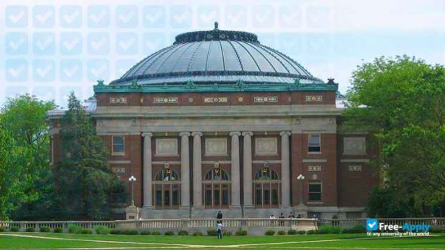 University of Illinois фотография №1