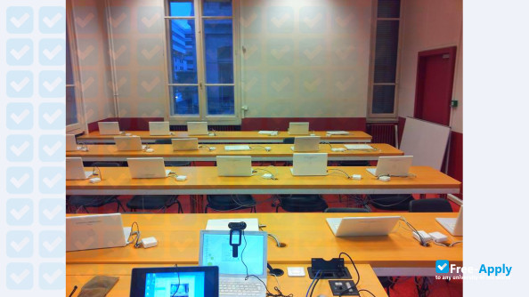 Photo de l’Russell-Kant University #3