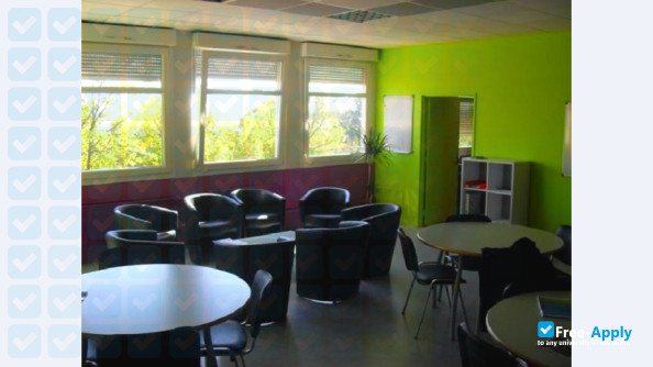 Фотография Russell-Kant University