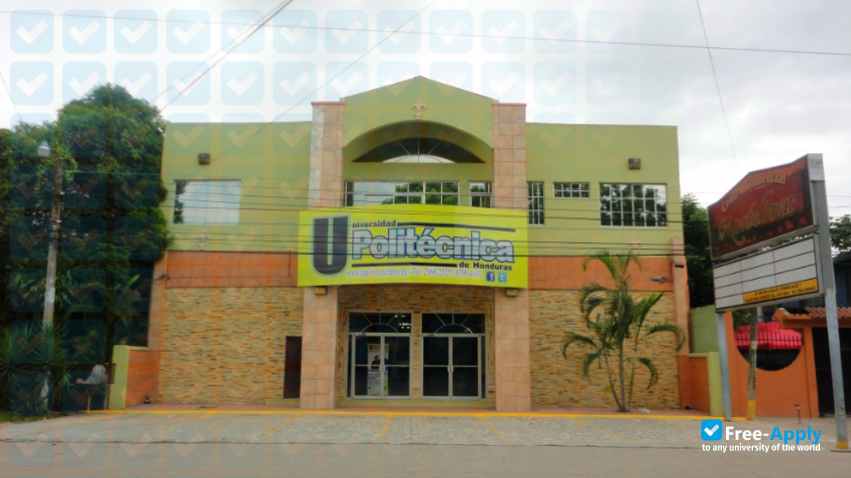 Foto de la Polytechnic University of Honduras #21